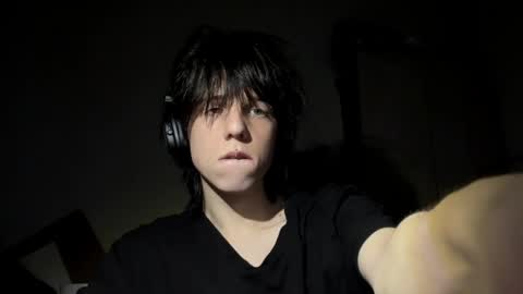 Mark online show from 12, 4, 2026