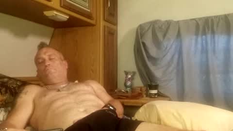 markymark101825061 online show from 20, 12, 2025