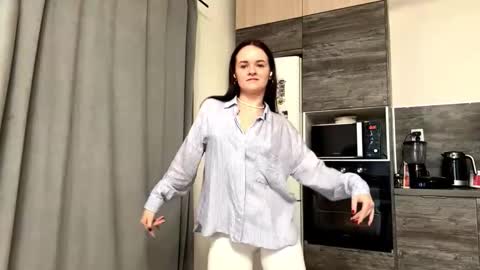 Maja online show from 11, 10, 2025