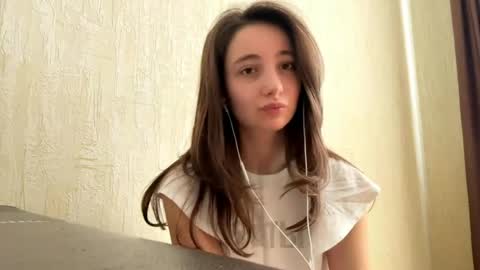 Mia online show from 29, 4, 2026