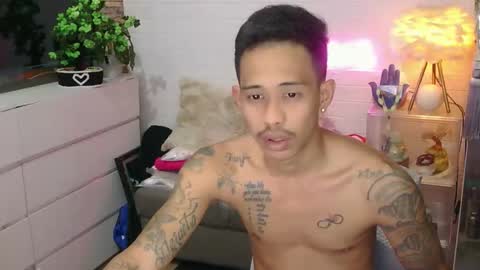 marlmoreno10 online show from 12, 4, 2026