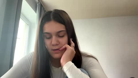 Snapshot of marlysronk chatting on 15, 5, 2026 Mary online show from 15, 5, 2026