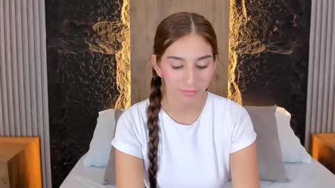 Snapshot of maroly_21 chatting on 21, 1, 2025 Maly online show from 21, 1, 2025
