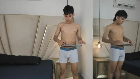 Snapshot of maroxcute chatting on 10, 11, 2025 maroxcute online show from 10, 11, 2025