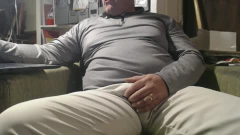 only fans marrieddad19751975 online show from 25, 2, 2025