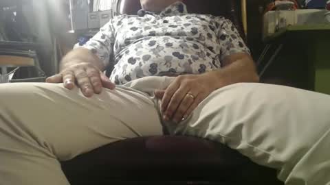 only fans marrieddad19751975 online show from 27, 9, 2025