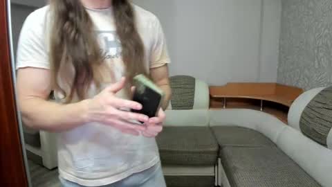 Snapshot of marryplz chatting on 9, 11, 2025 Alan online show from 9, 11, 2025