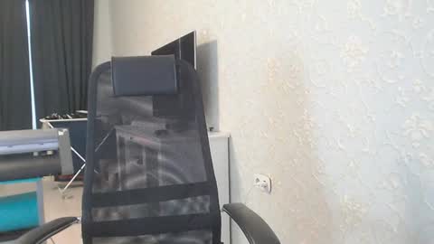 Snapshot of marselle_looker chatting on 1, 2, 2025 Marselle online show from 1, 2, 2025