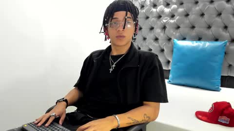 MARSHALL online show from 16, 12, 2025