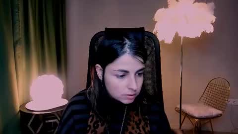 martaedams online show from 5, 12, 2025