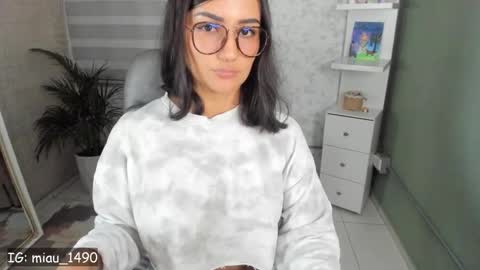 Snapshot of martiiinaa_ chatting on 16, 9, 2025 Martina online show from 16, 9, 2025