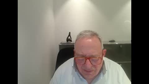 Snapshot of martin_1947 chatting on 13, 2, 2025 martin_1947 online show from 13, 2, 2025