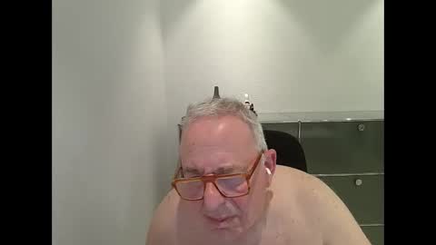 Snapshot of martin_1947 chatting on 18, 9, 2025 martin_1947 online show from 18, 9, 2025