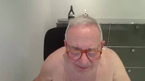 Snapshot of martin_1947 chatting on 18, 10, 2025 martin_1947 online show from 18, 10, 2025