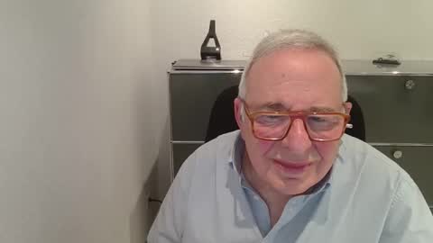 Snapshot of martin_1947 chatting on 19, 11, 2025 martin_1947 online show from 19, 11, 2025