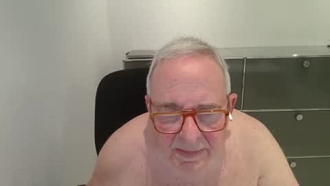Snapshot of martin_1947 chatting on 23, 11, 2025 martin_1947 online show from 23, 11, 2025