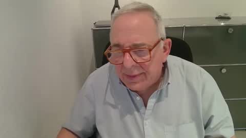 Snapshot of martin_1947 chatting on 24, 11, 2025 martin_1947 online show from 24, 11, 2025