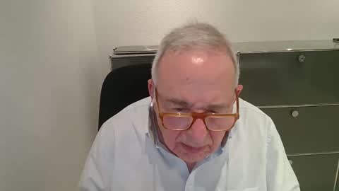 Snapshot of martin_1947 chatting on 10, 1, 2026 martin_1947 online show from 10, 1, 2026