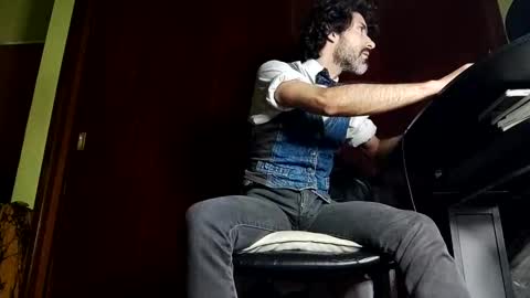 Snapshot of martin_cba chatting on 4, 11, 2025 Martincba online show from 4, 11, 2025