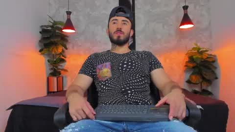 Snapshot of martin_foster_ chatting on 11, 4, 2026 Martin Foster online show from 11, 4, 2026