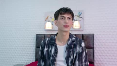 Snapshot of martin_williams_ chatting on 17, 12, 2025 martin_williams_ online show from 17, 12, 2025