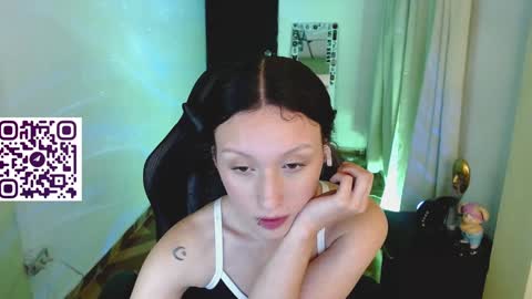 Snapshot of martina_adams chatting on 4, 1, 2025 mari online show from 4, 1, 2025