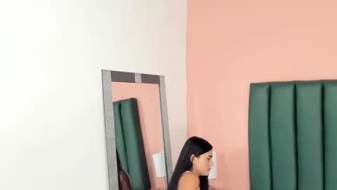 Martina Divine online show from 8, 11, 2025