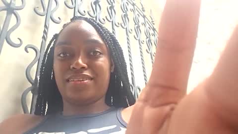 Laura online show from 30, 11, 2025