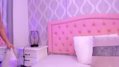 Snapshot of martina_rivera_ chatting on 11, 3, 2025 Martina online show from 11, 3, 2025