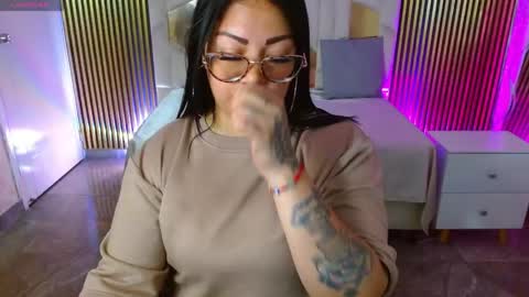 Hey im martina online show from 2, 5, 2026
