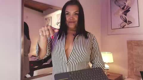 Snapshot of martina_vega__ chatting on 24, 1, 2025 NATALIA ON A TRAVEL FROM DECEMBER 6TH TO THE 9TH ENJOY ME BEFORE I LEAVE online show from 24, 1, 2025