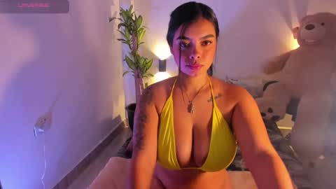 Snapshot of martinabianchi chatting on 10, 12, 2024 martina Bianchi online show from 10, 12, 2024