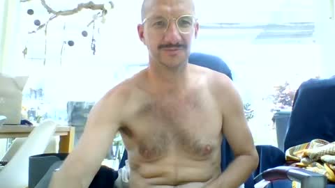 martinadam18 online show from 19, 6, 2026