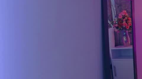 Martina Garcia online show from 10, 10, 2025