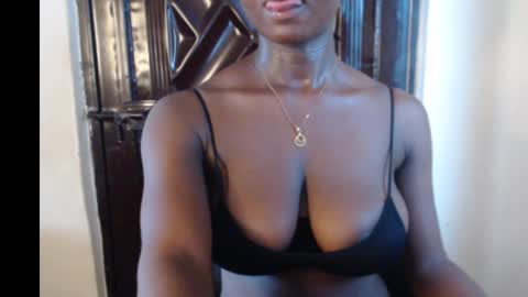 Snapshot of marvelous_pussy chatting on 8, 3, 2025 sonia online show from 8, 3, 2025