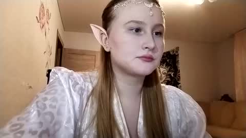 Snapshot of mary_robbins chatting on 28, 10, 2025 Mary online show from 28, 10, 2025