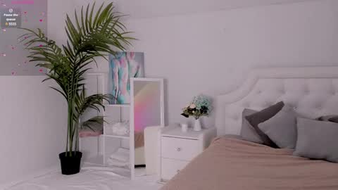 Ur Mary online show from 9, 3, 2025