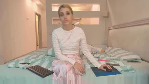 Snapshot of marya442004 chatting on 23, 9, 2025 marya442004 online show from 23, 9, 2025