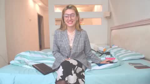 Snapshot of marya442004 chatting on 4, 10, 2025 marya442004 online show from 4, 10, 2025