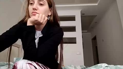 marya442004 online show from 13, 11, 2025