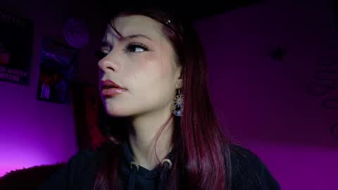     online show from 9, 4, 2026