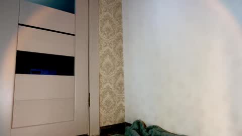 Anna online show from 5, 3, 2025