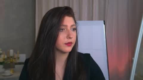 Mary Miller online show from 10, 10, 2025