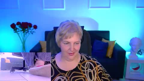 Snapshot of marymogan chatting on 7, 10, 2025 marymogan online show from 7, 10, 2025