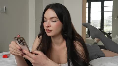 Snapshot of marypsiss chatting on 14, 4, 2026 Marina online show from 14, 4, 2026