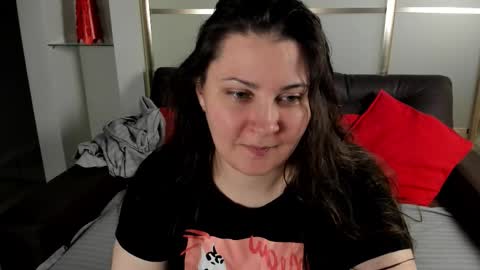 Snapshot of maryswon chatting on 10, 10, 2025 Mary online show from 10, 10, 2025