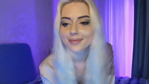 MaryVi online show from 5, 4, 2026