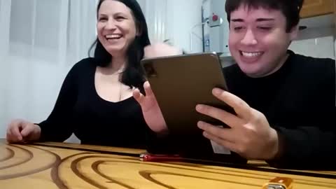 Mary y joni online show from 9, 6, 2026