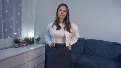 Sunny online show from 28, 11, 2025