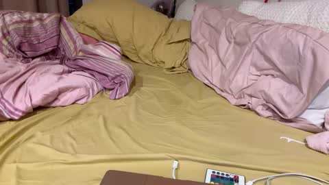 Snapshot of masamorporfavor chatting on 12, 10, 2025 masamorporfavor online show from 12, 10, 2025